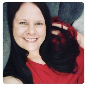 Meet your Posher, Angie!😃